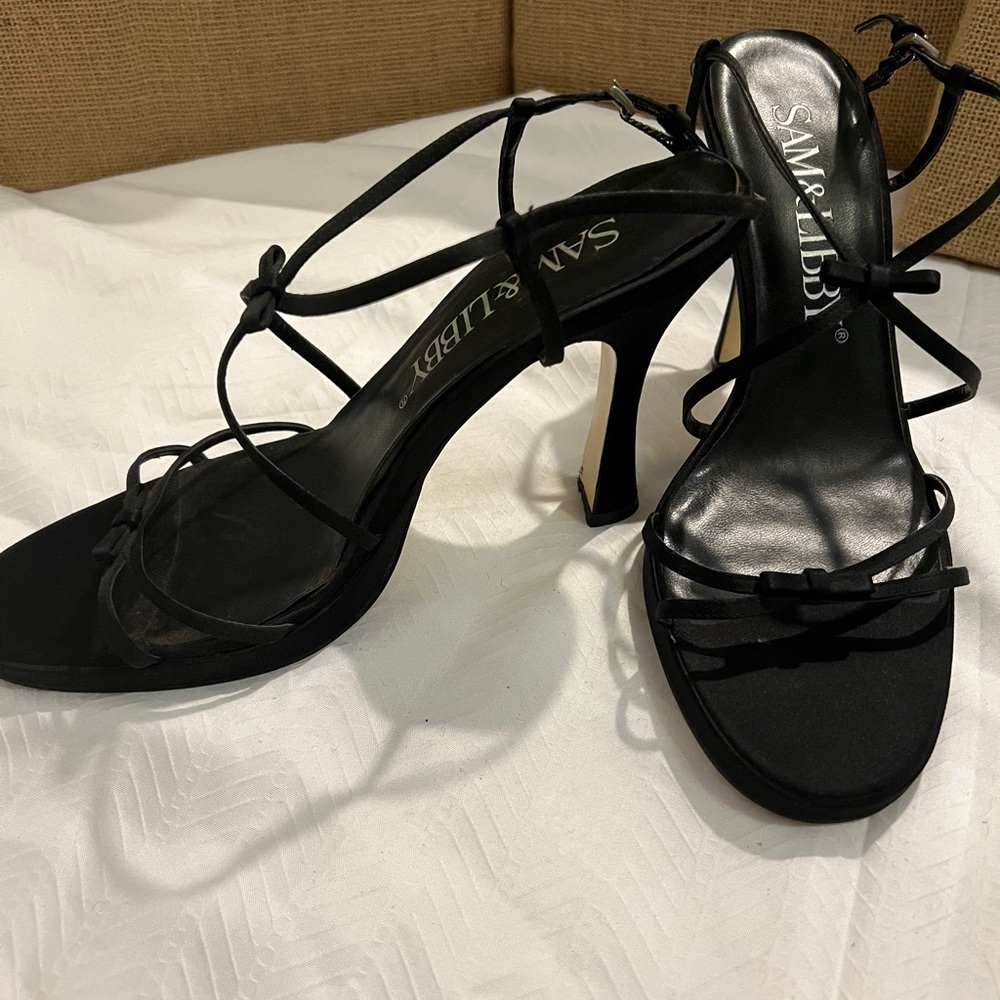 Classic size 9, Sam & Libby, 4 inch heel